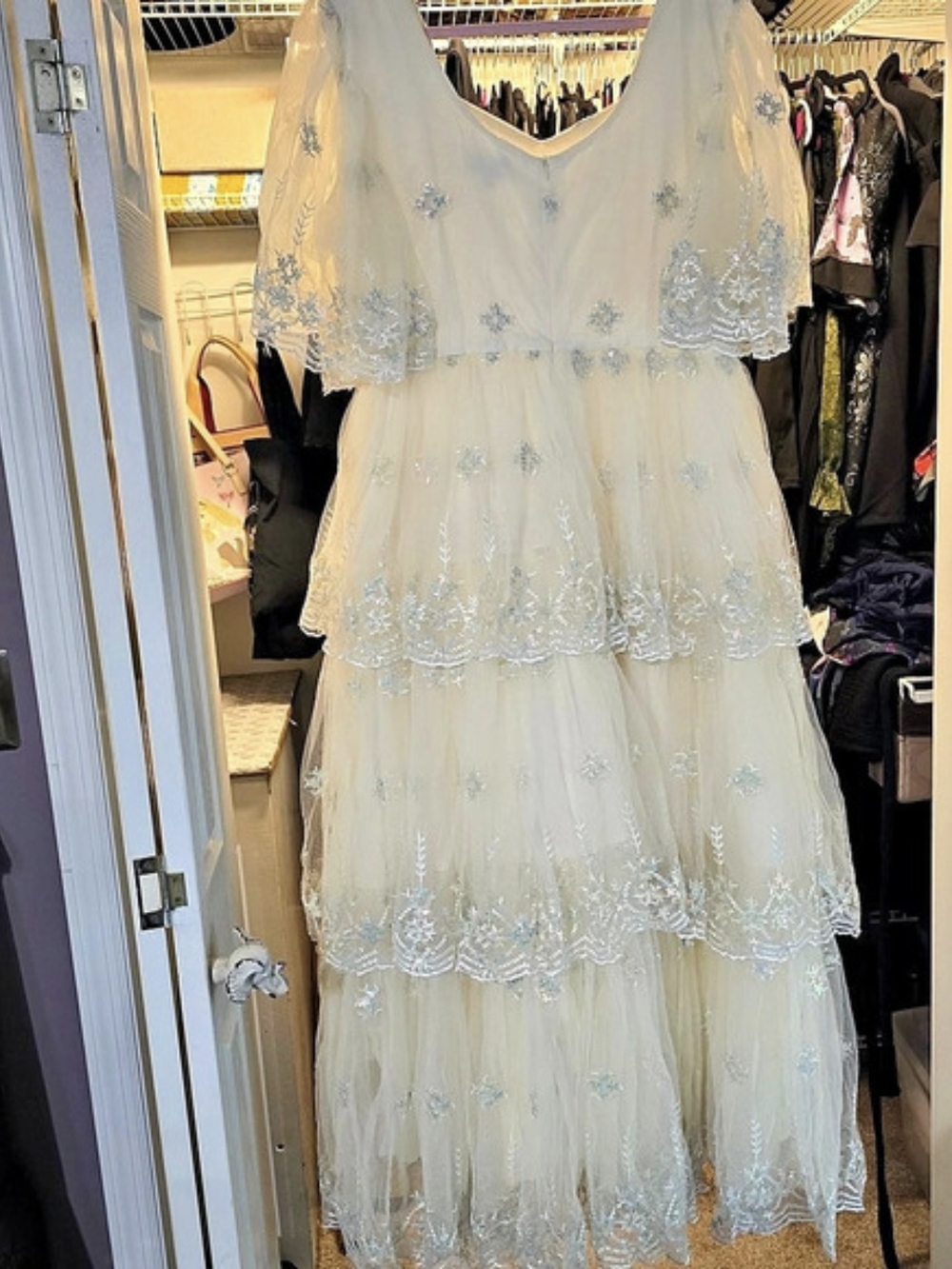 Jessaka Embroidered Floral Maxi Dress White 1X New With Tags